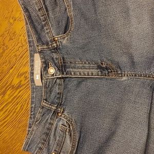 Ladies Wind River High Rise Size 10 Jeans